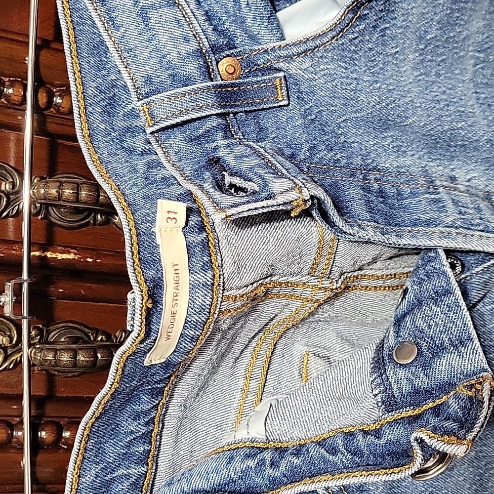 Levis wedgie straight button fly